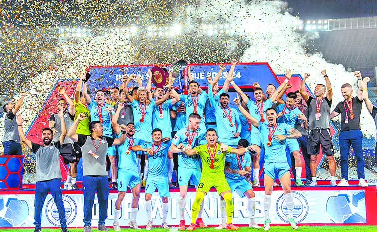 Mumbai team won the ISL title for the second time